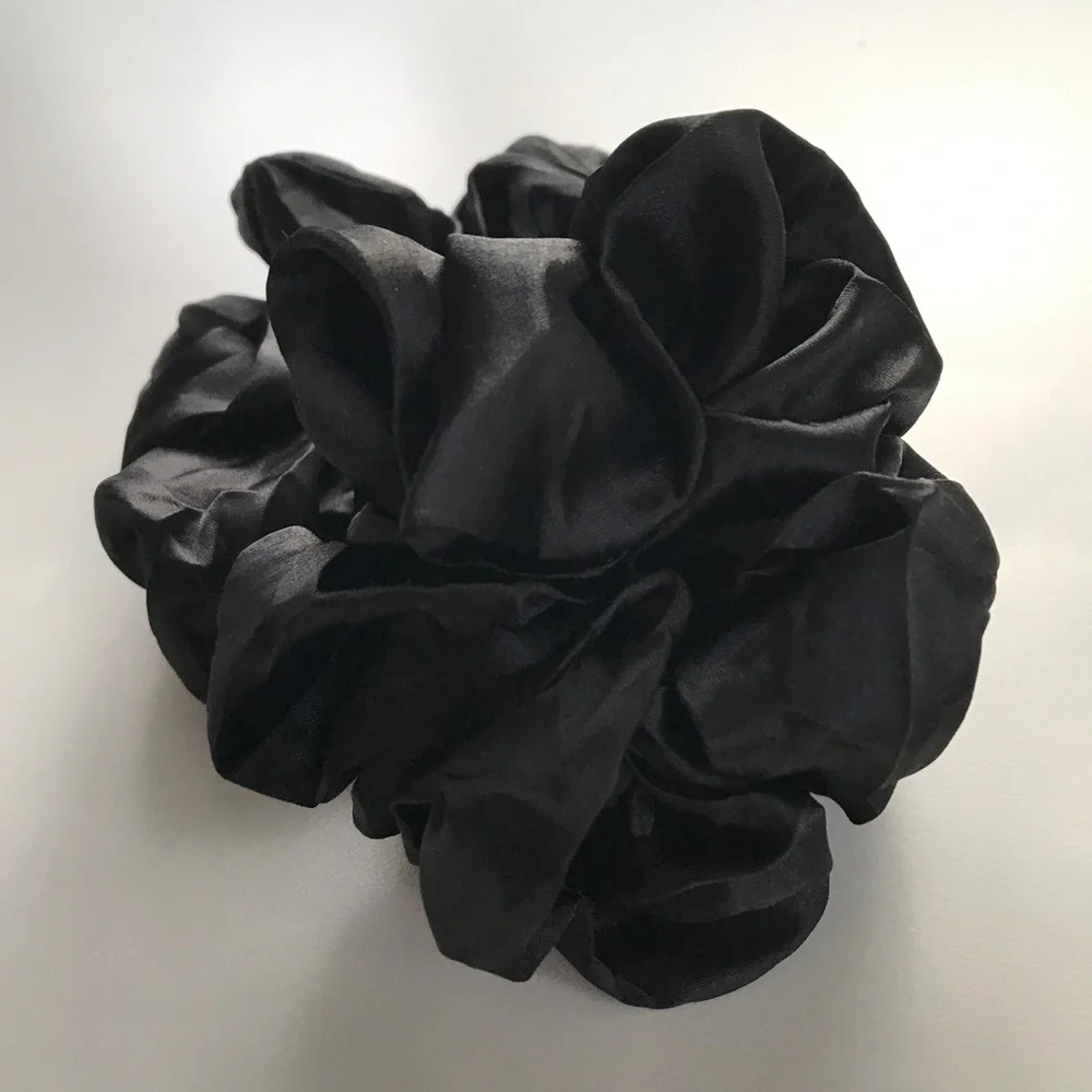 SET OF TWO SATIN BLACK HAIR SCRUNCHIES HAIR TIES ELASTIC NEW